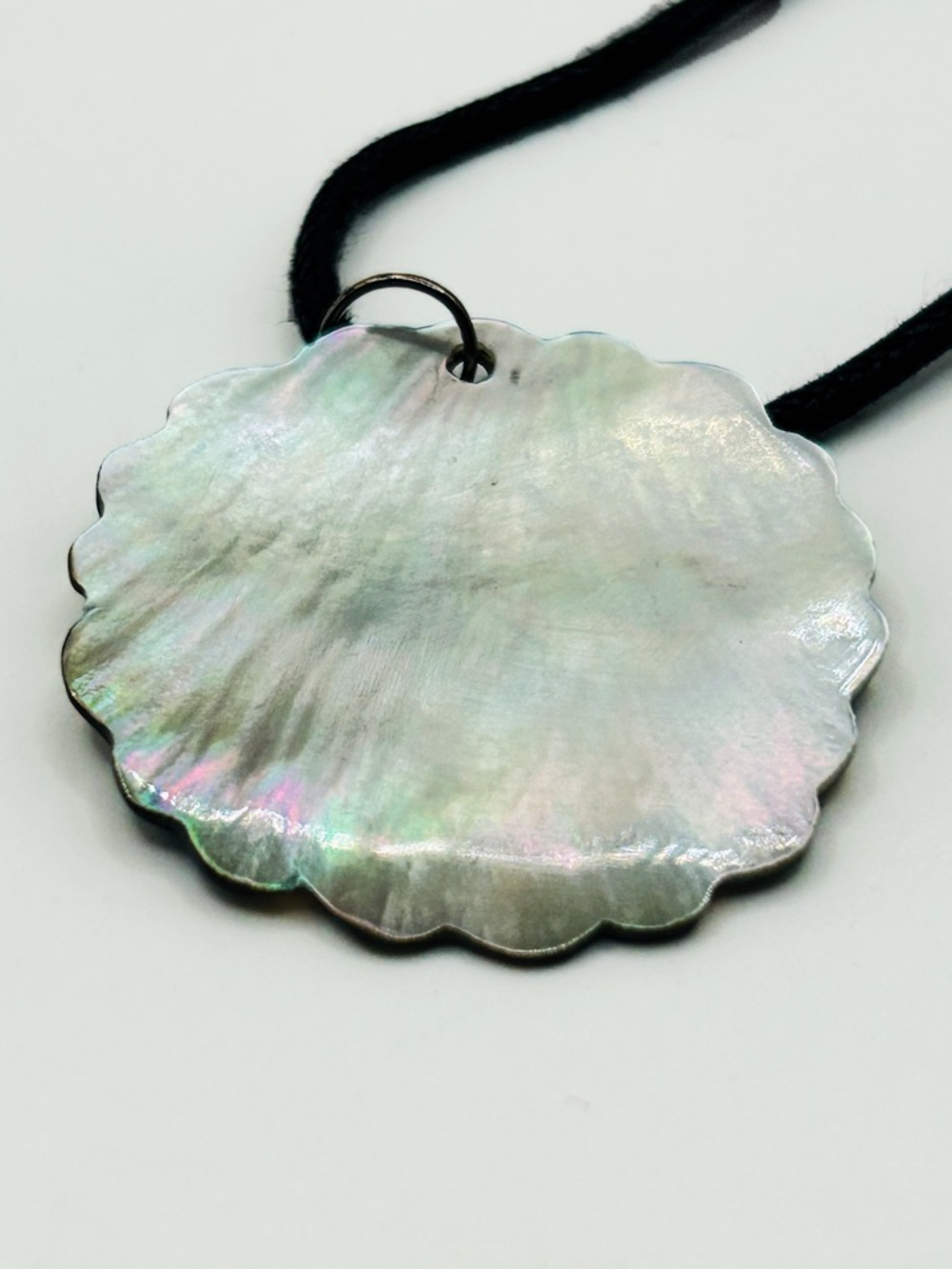 Vintage Carved Iridescent Shell Flower Pendant Necklace - Picture 9 of 14